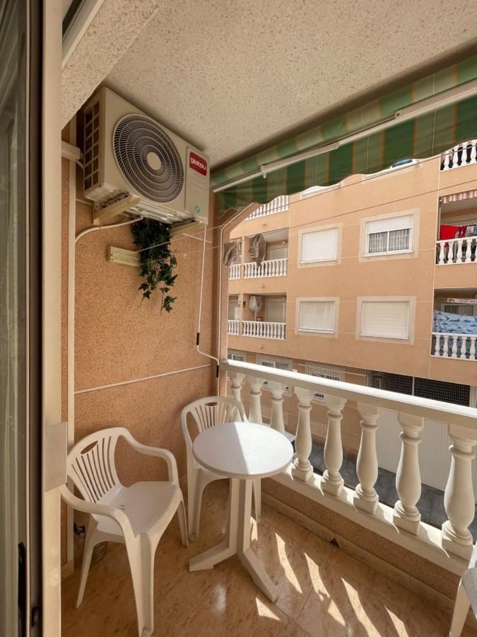 Apartment Goya Torrevieja Exterior photo